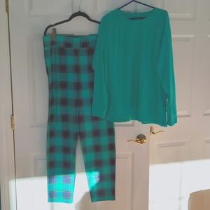 Jammies!!! Soft & comfy - excellent condition